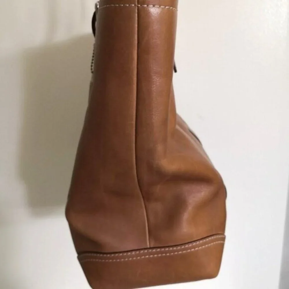 Like‎ New Vintage Coach Hampton Leather Bag